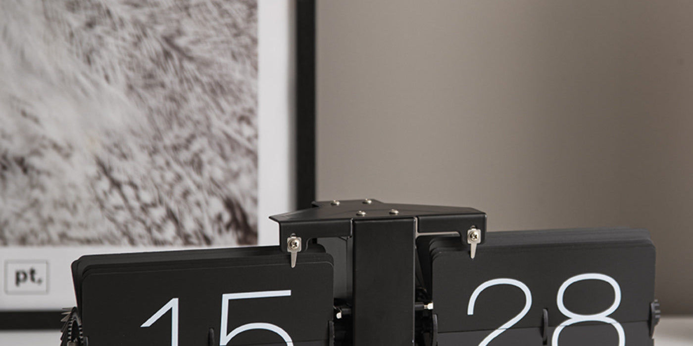 Minimalist Wall And Table Clocks