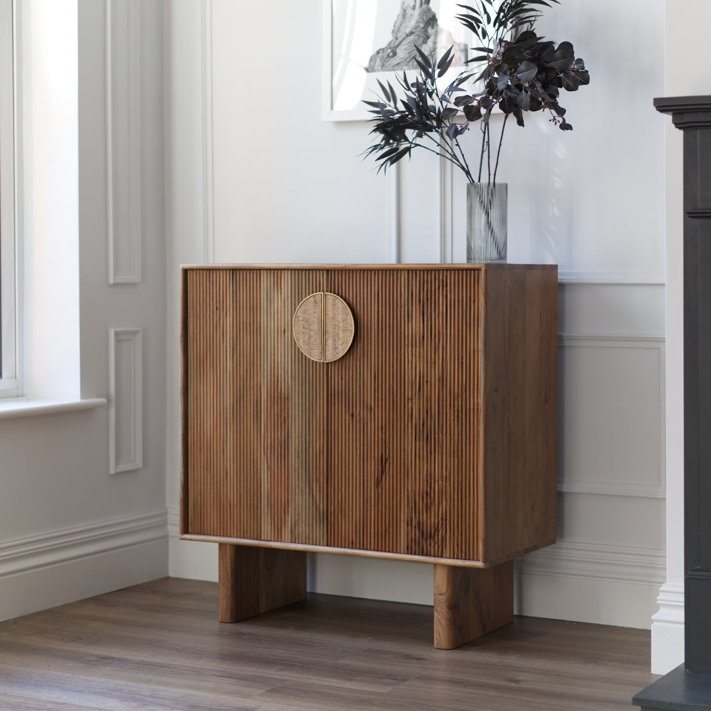 Ribbed Drinks Cabinet