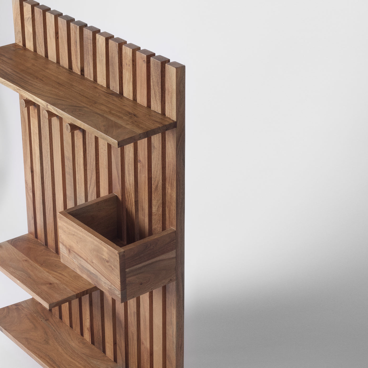 Slat wall display shelf