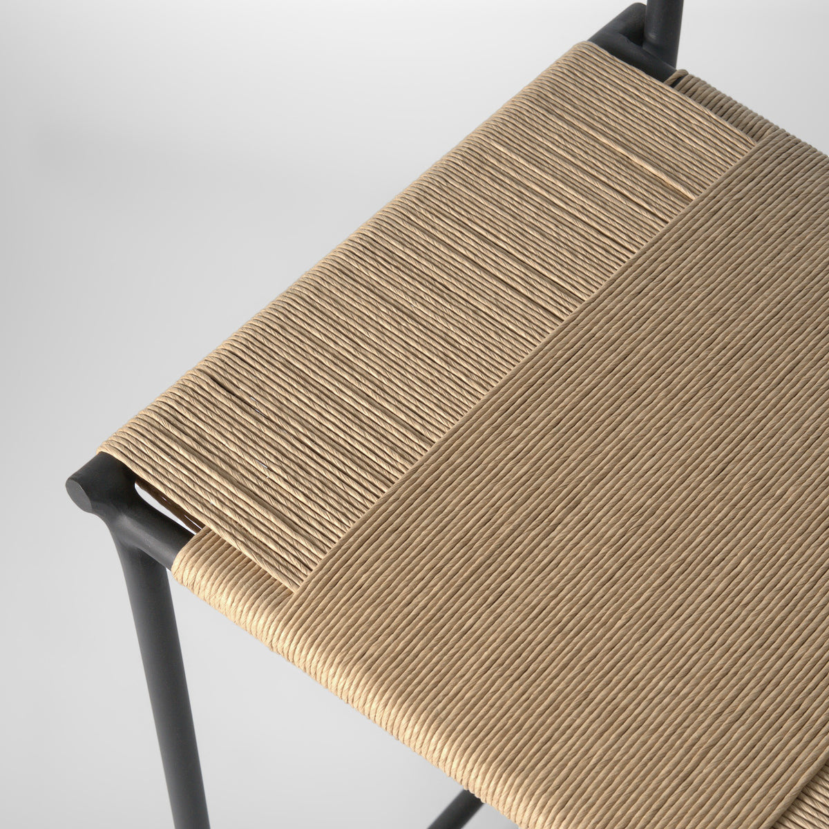 Arched back bar stool in matte black