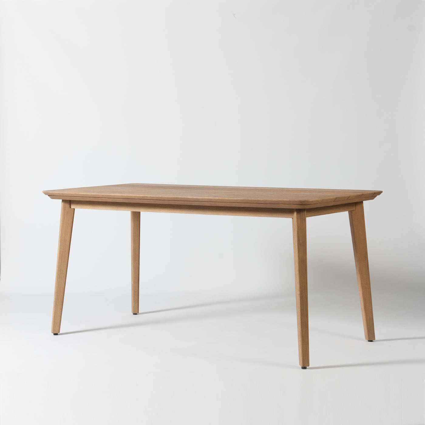 fc certified wooden table