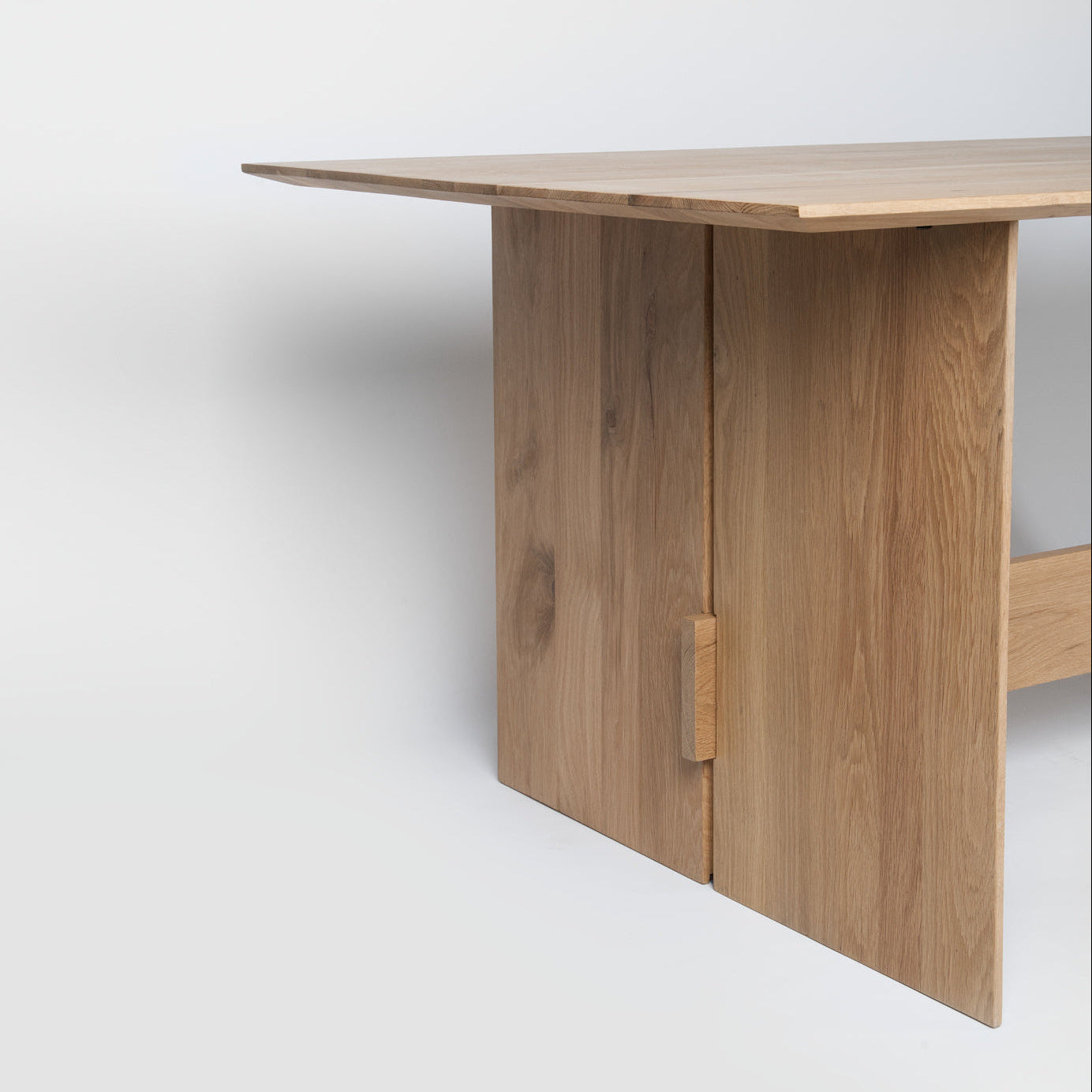 FSC oak dining table