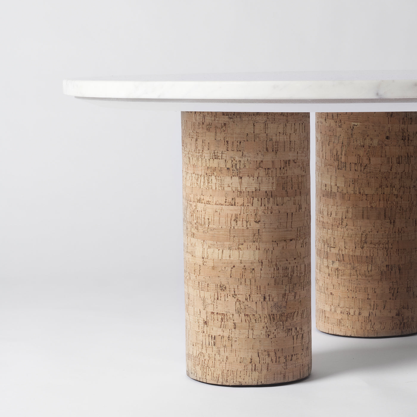 3 legged coffee table