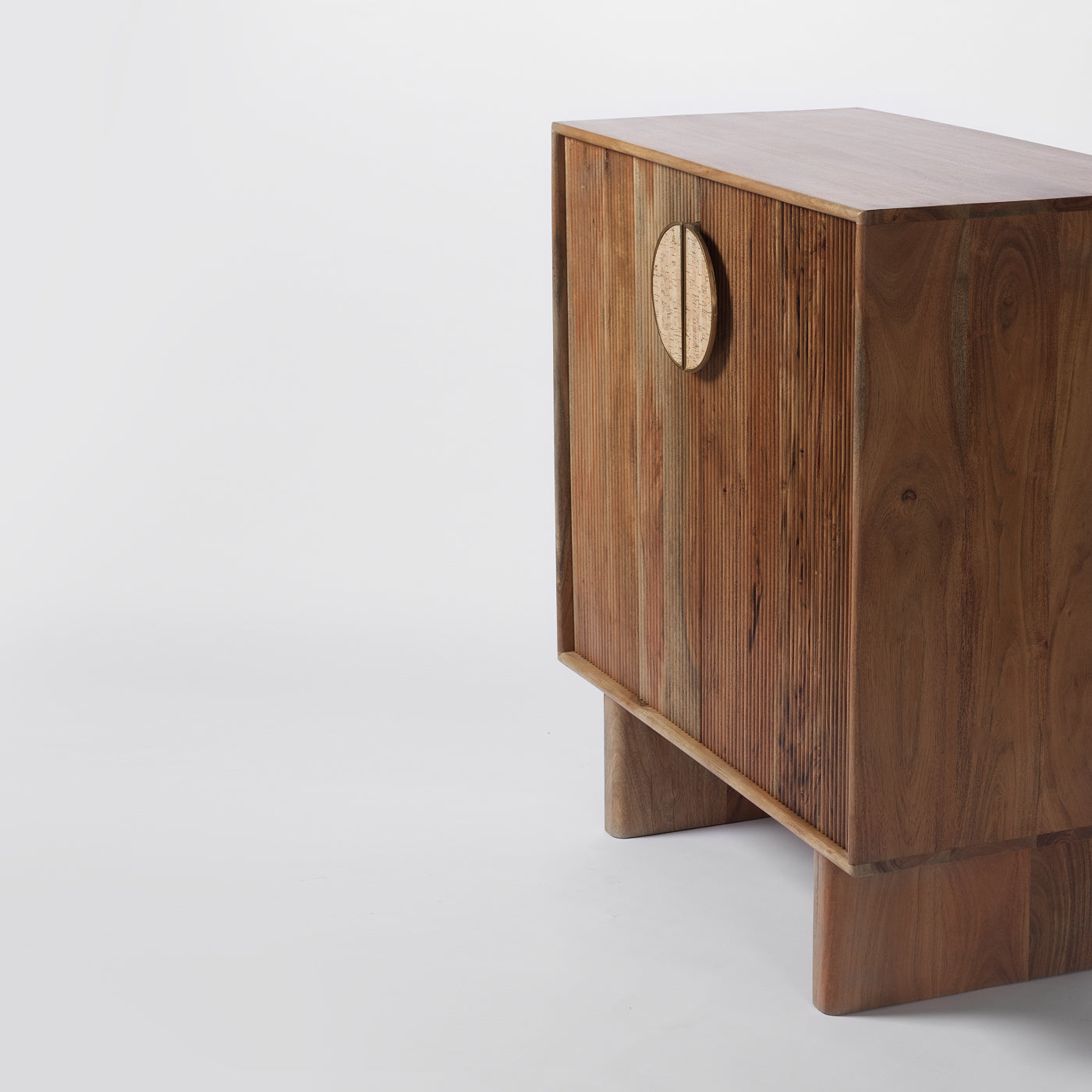 Acacia ribbed cabinet