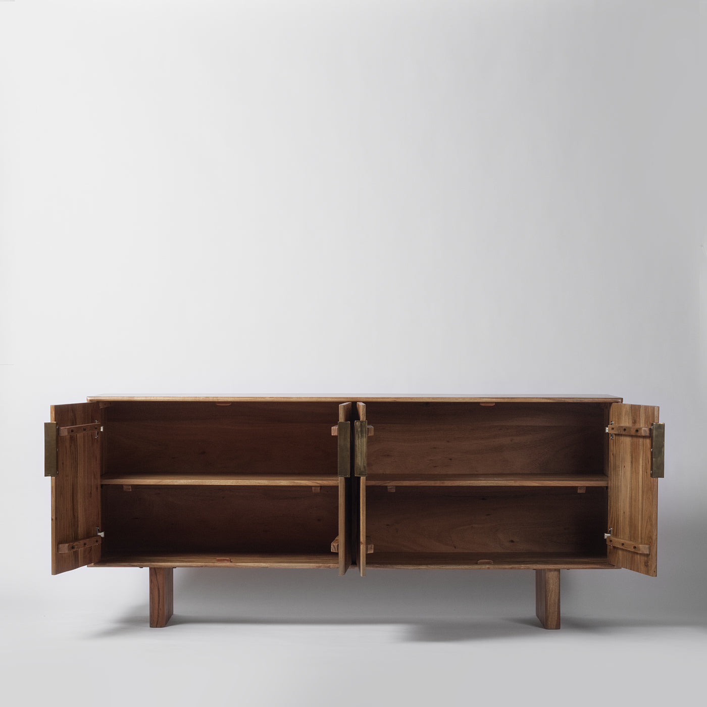 Acacia ribbed sideboard