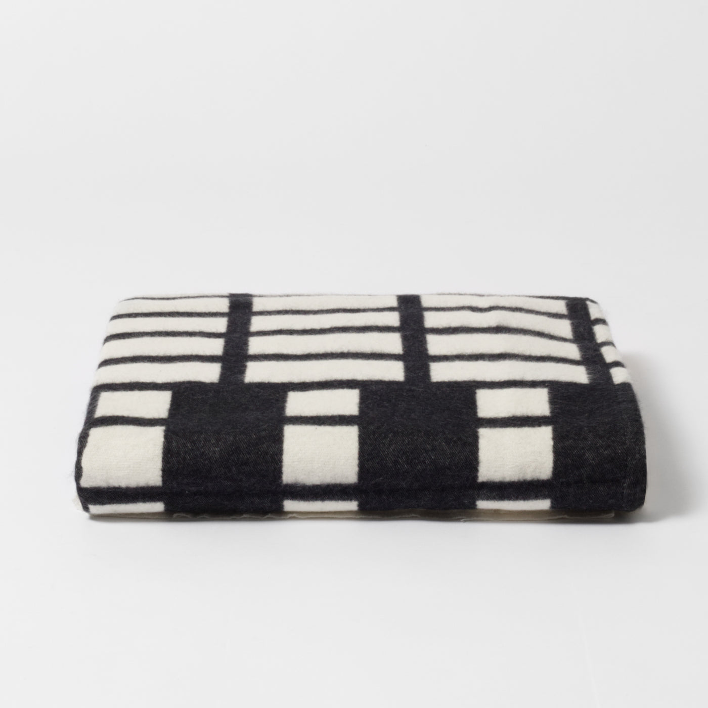 Black and White Cotton Blanket