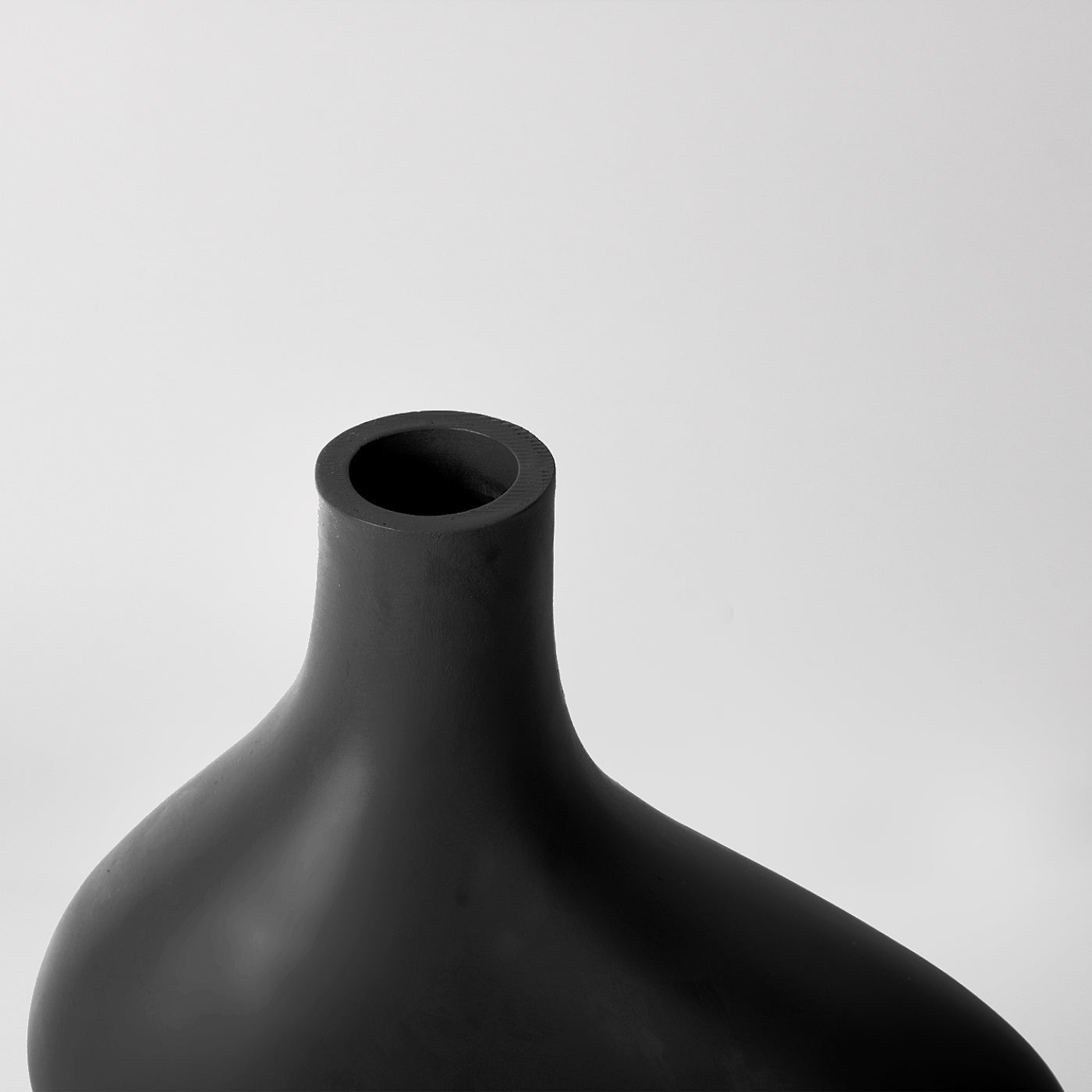 Jorne Black Wonky Vase