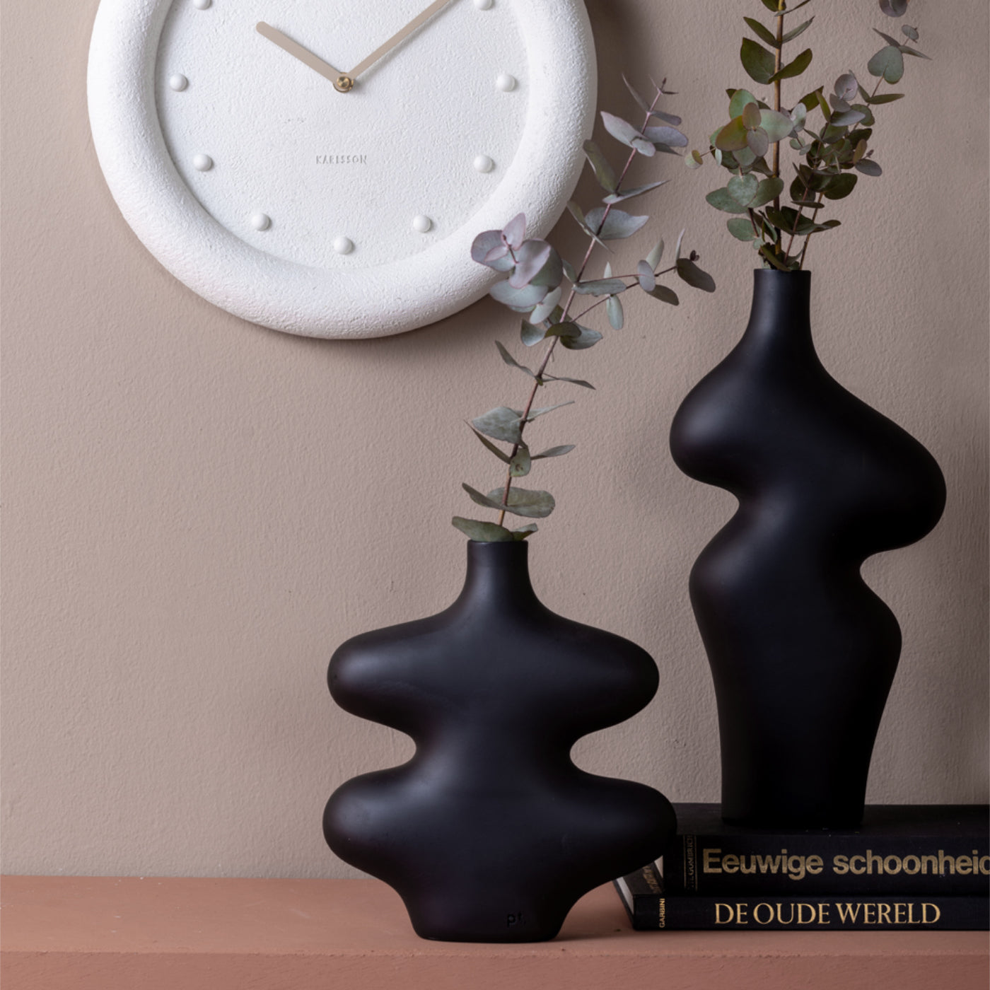 Jorne Black Wonky Vase