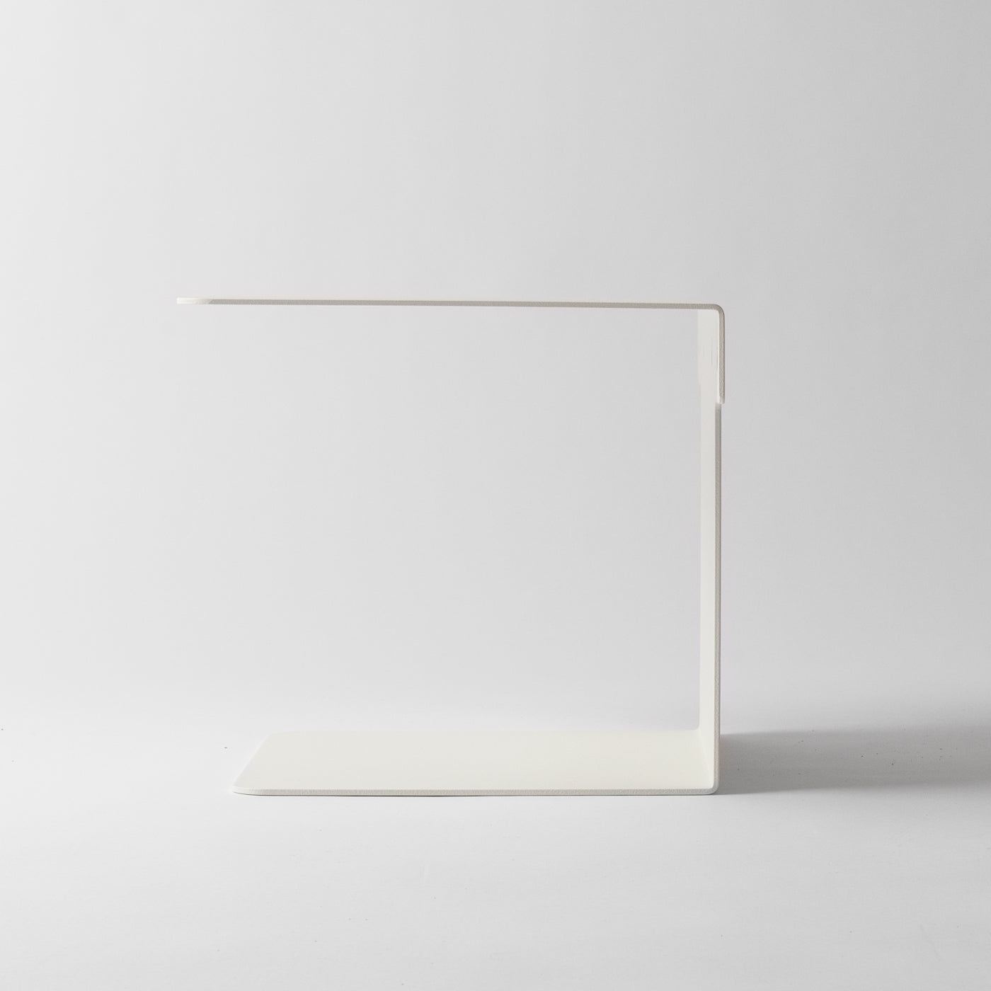 minimalist shelf