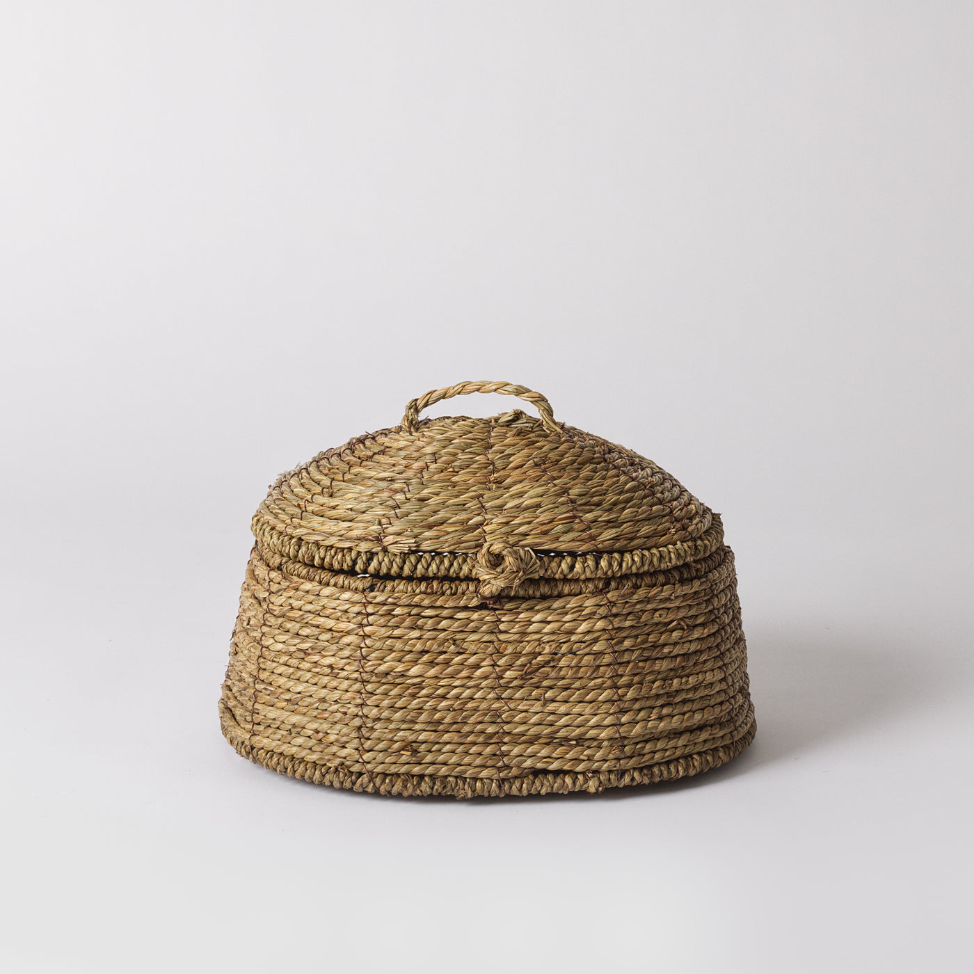 basket with lid