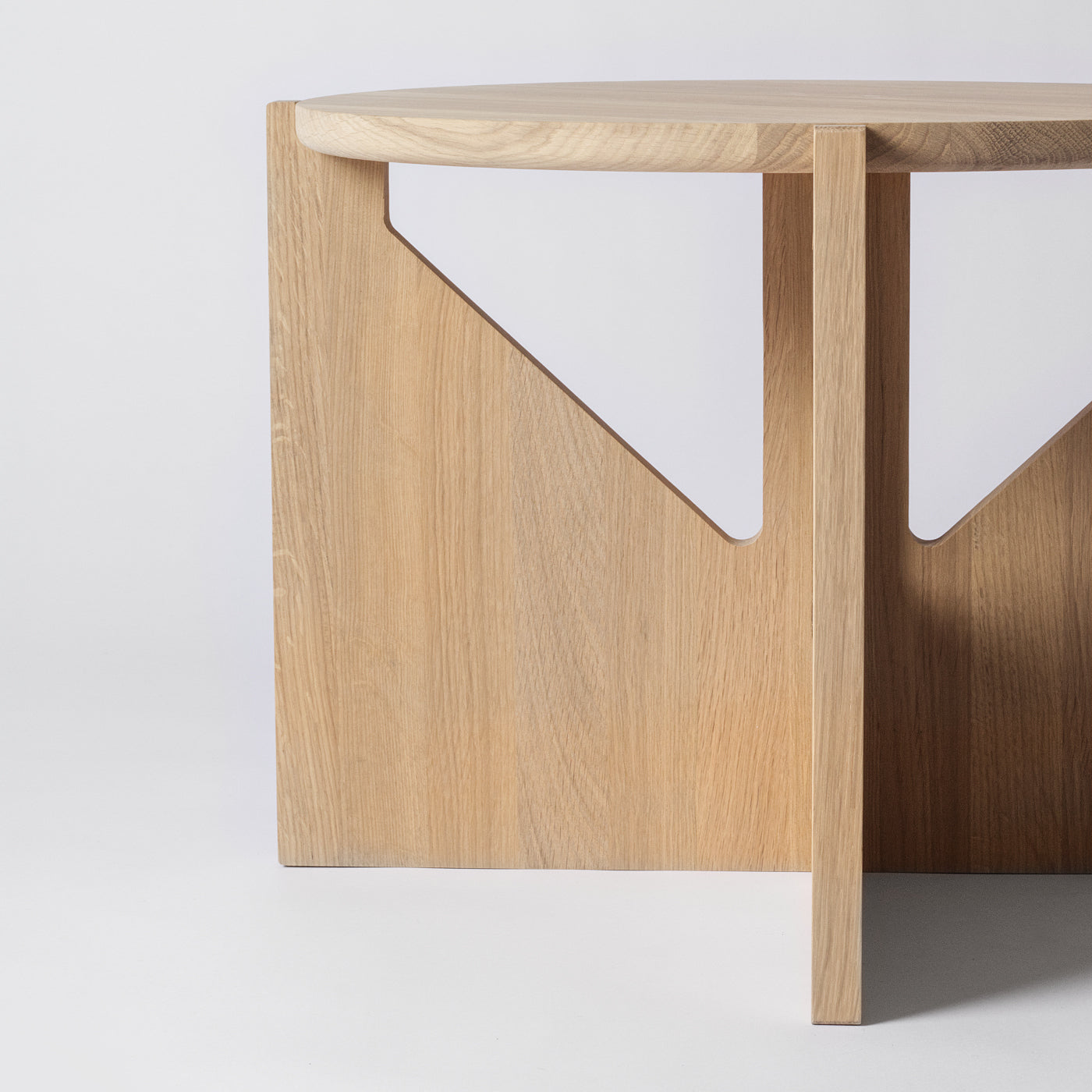 Round Oak Coffee Table