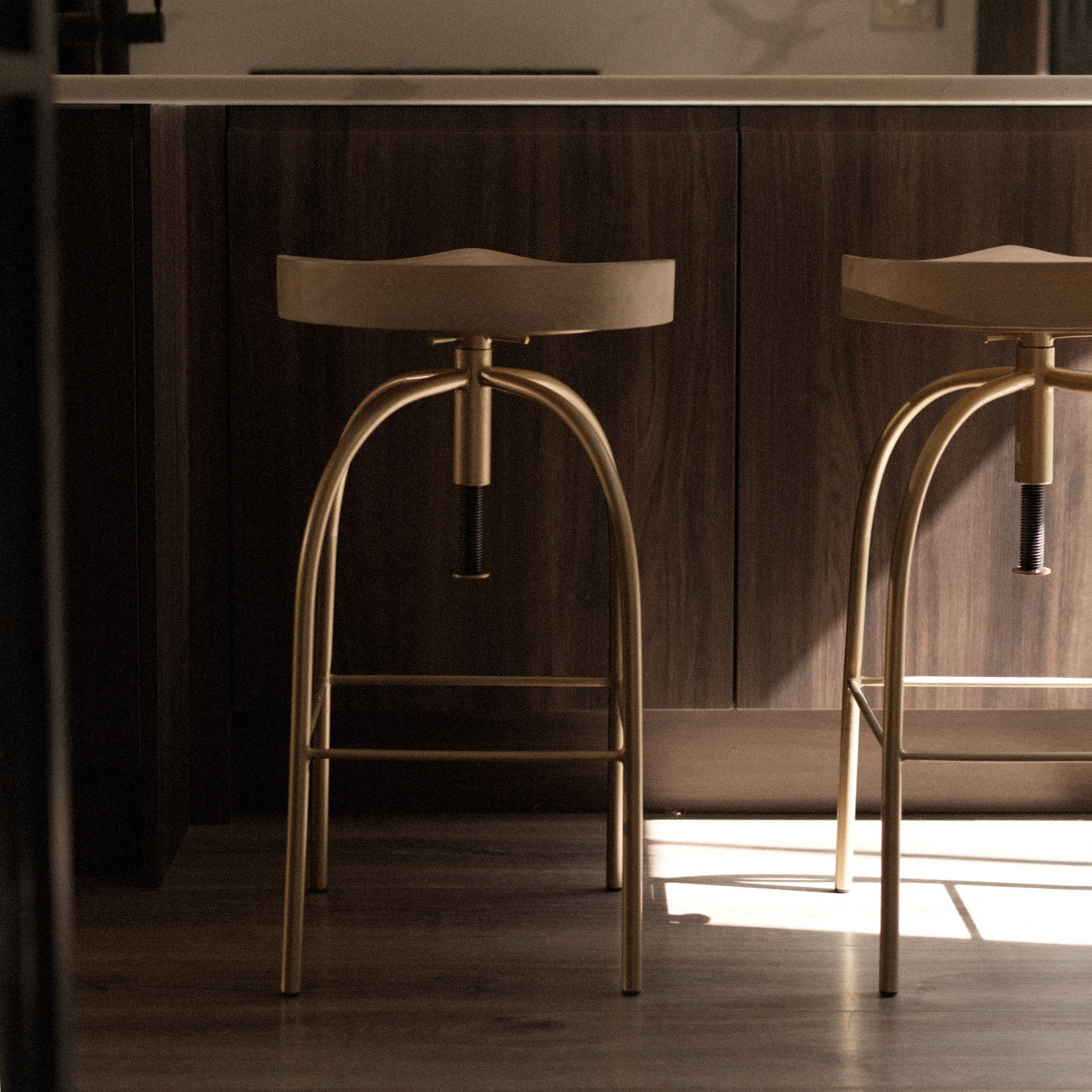 gold frame adjustable stool