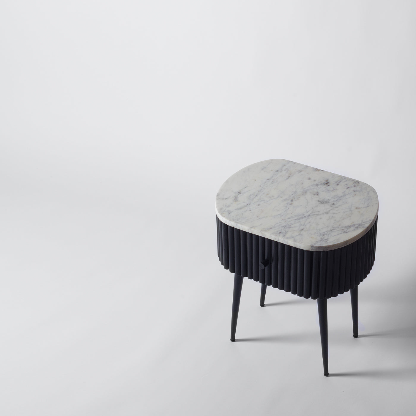 Vaunt Design Scandinavian Inspired Furniture, Lighting & Accessories