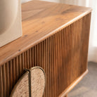 Cork handle media unit