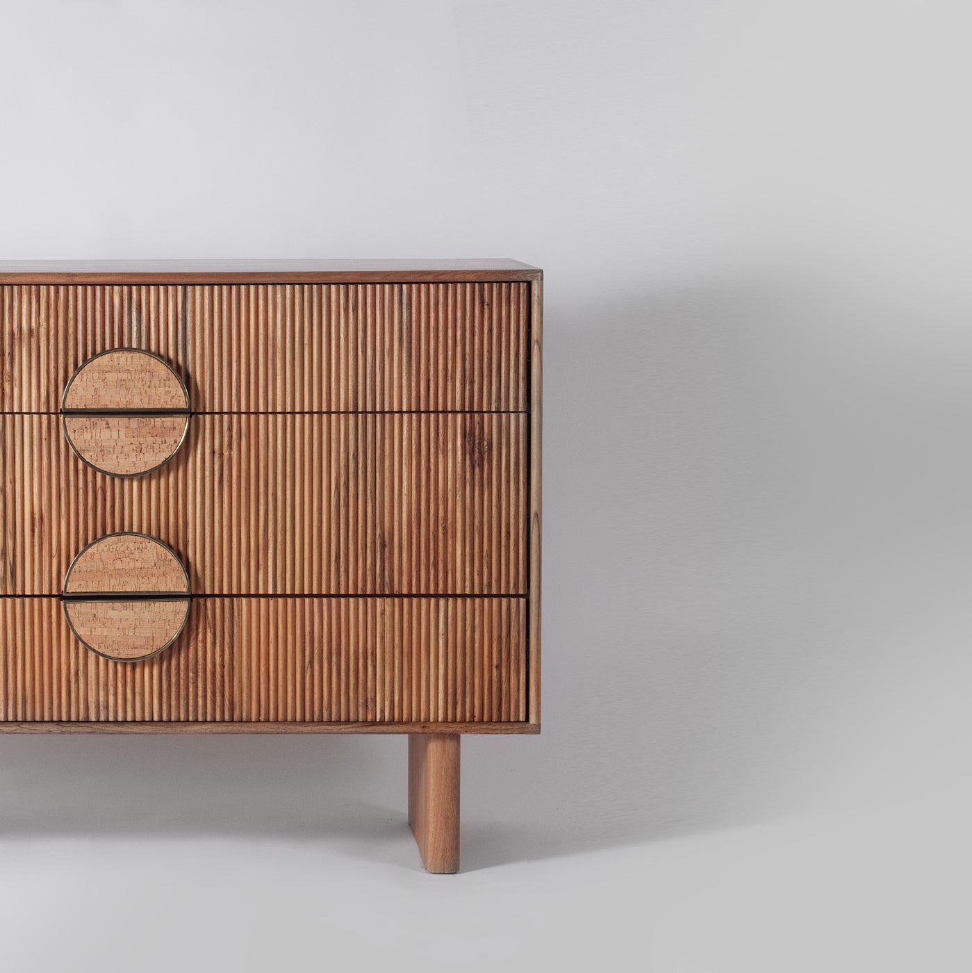 Acacia Ribbed Draws Cork