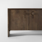 Rounded wooden handles with grooved detail