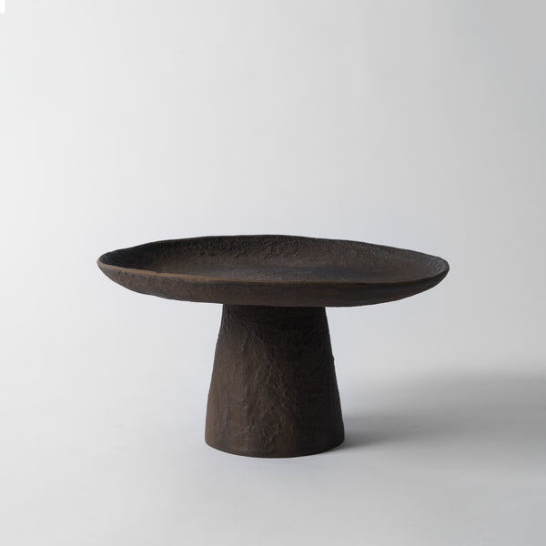 Yuki Rustic Cake Stand, Single Tier, Metal | Vaunt Design