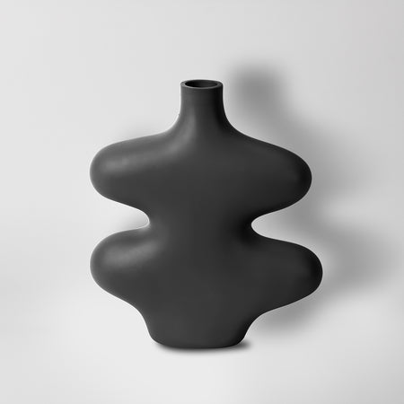 Black Minimalist Vase